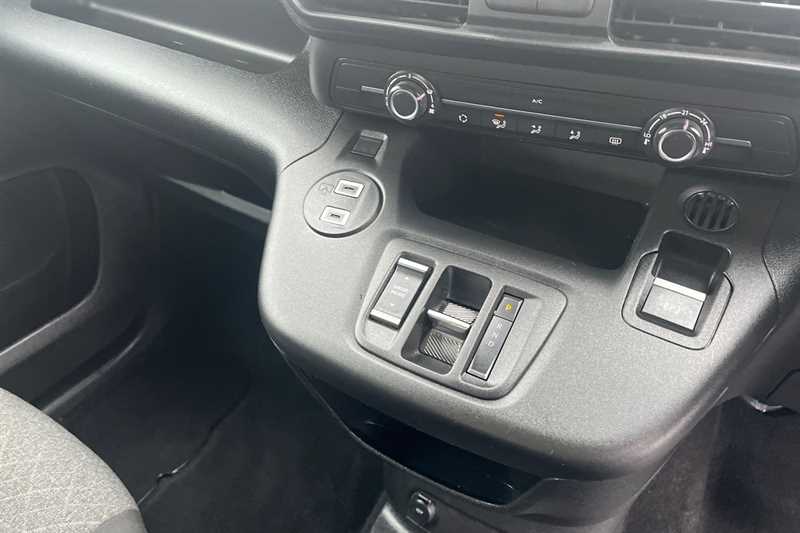 Used Vauxhall Combo Life 2025 for sale - 77193925: Photo 37