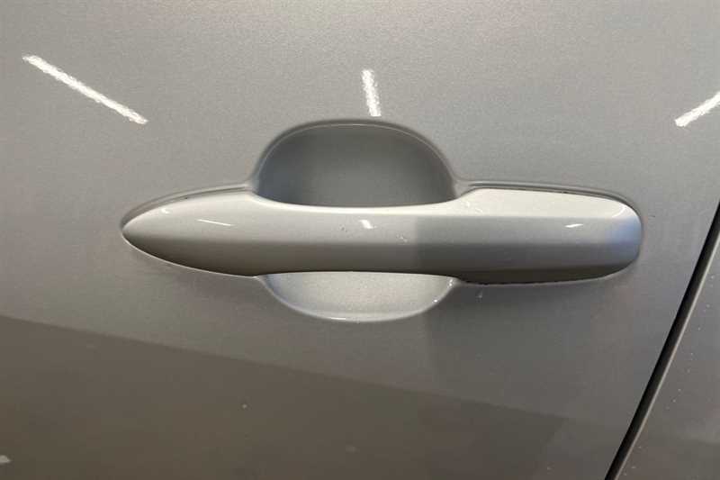 Used Toyota Yaris 2020 for sale - 78208554: Photo 33