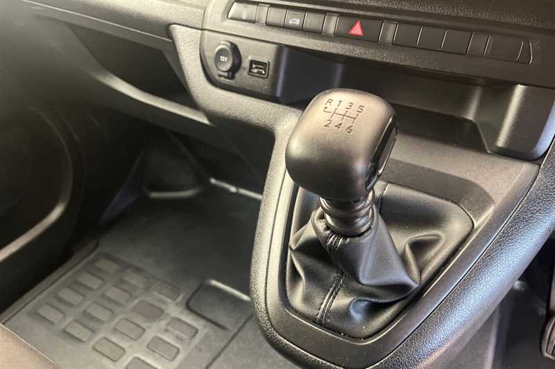 Used Vauxhall Vivaro 2023 for sale - 77929157: Photo 37