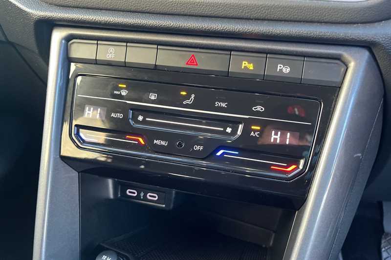 Used Volkswagen T-Roc 2022 for sale - 77711798: Photo 15