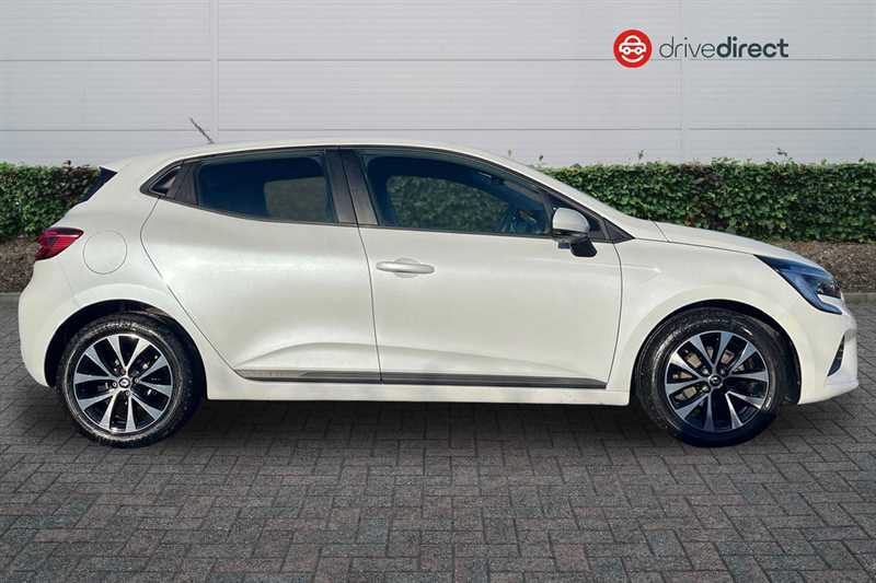Used Renault Clio 2022 for sale - 77899432: Photo 2