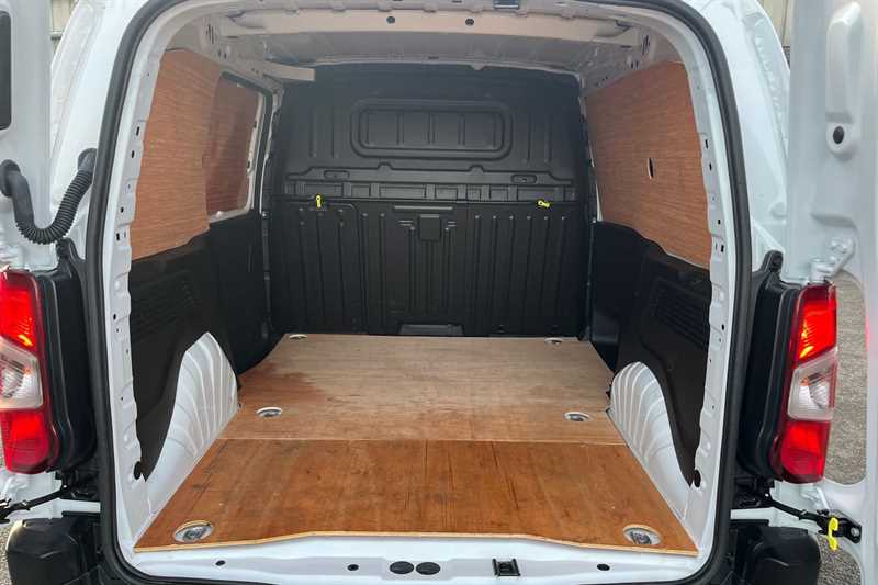 Used Vauxhall Combo 2024 for sale - 76939102: Photo 25