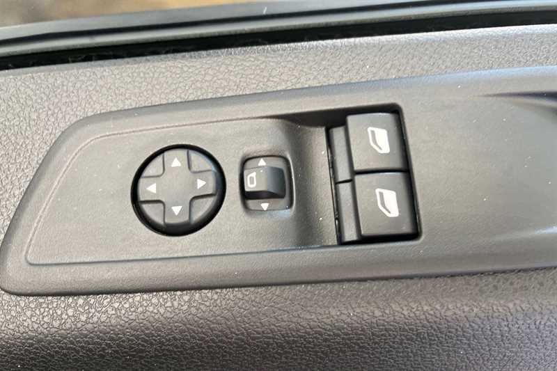 Used Vauxhall Vivaro 2024 for sale - 76944839: Photo 16