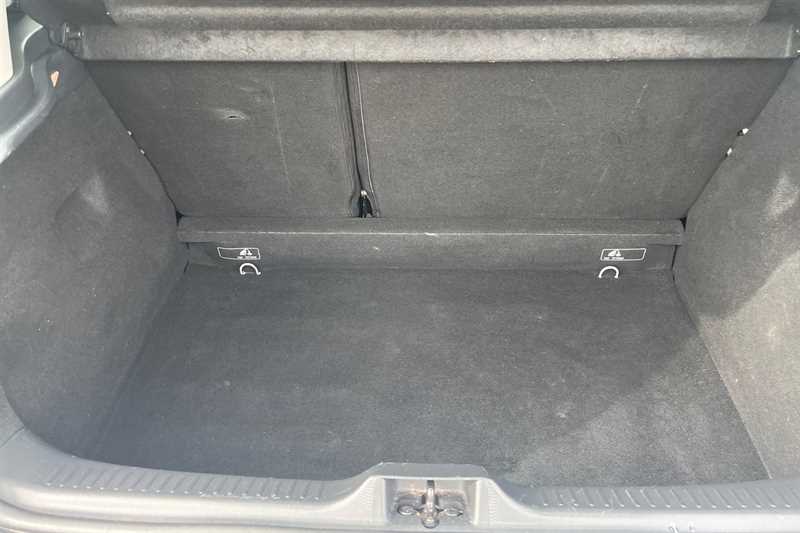 Used Renault Clio 2015 for sale - 77895465: Photo 25