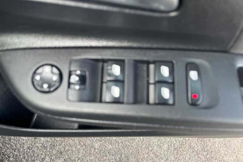 Used Vauxhall Corsa for sale - 77828282: Photo 16