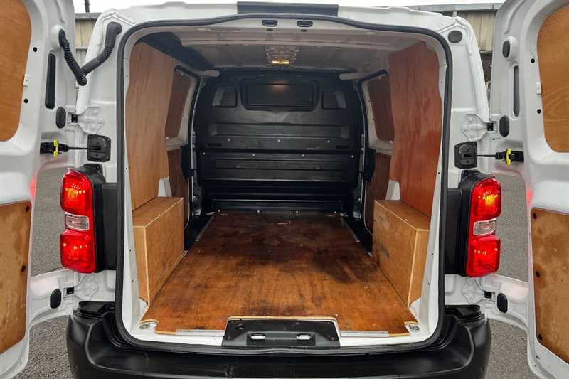 Used Vauxhall Vivaro 2024 for sale - 77699776: Photo 25