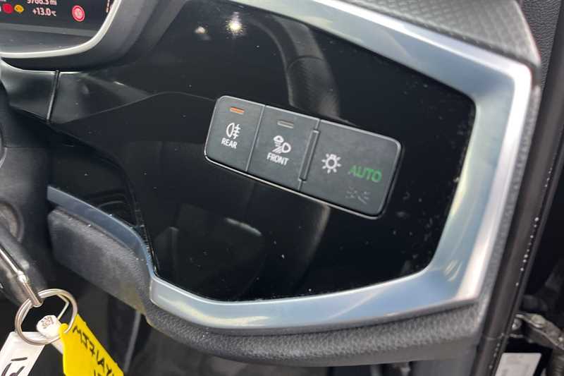 Used Audi Q3 2021 for sale - 77699396: Photo 36