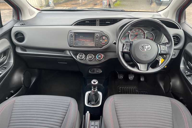 Used Toyota Yaris 2015 for sale - 77566266: Photo 13