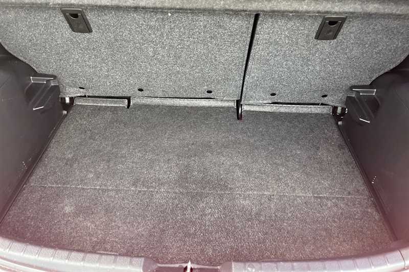 Used Toyota Yaris 2015 for sale - 77566266: Photo 25