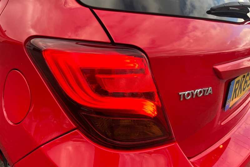 Used Toyota Yaris 2015 for sale - 77566266: Photo 31