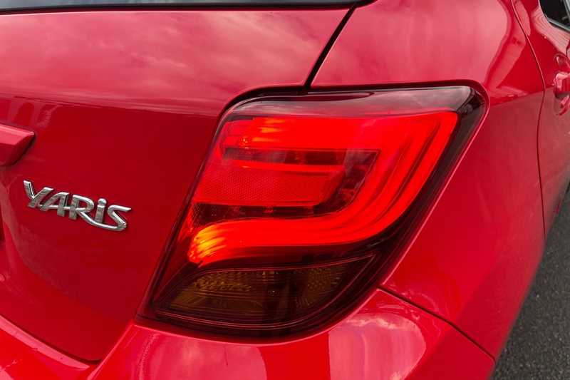 Used Toyota Yaris 2015 for sale - 77566266: Photo 32