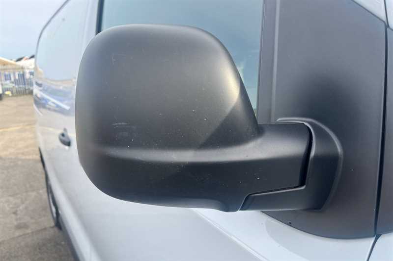 Used Vauxhall Vivaro 2024 for sale - 77900739: Photo 34