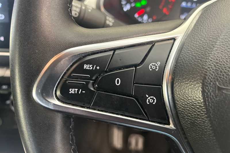 Used Renault Captur 2022 for sale - 77801530: Photo 21