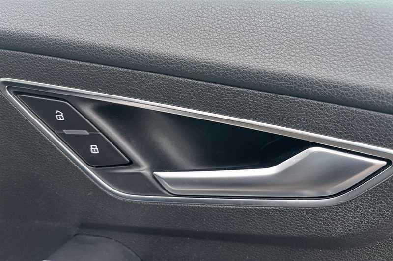 Used Audi Q2 2017 for sale - 76524778: Photo 38