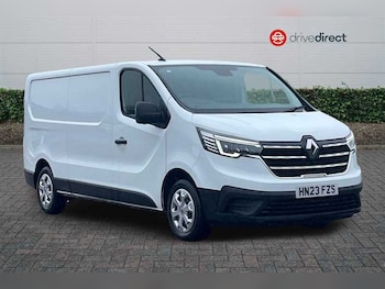 Renault Trafic feature image