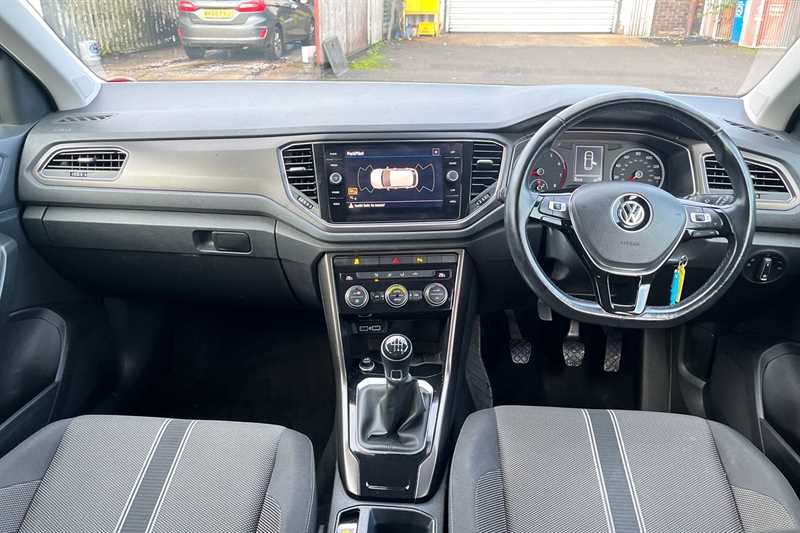 Used Volkswagen T-Roc 2018 for sale - 76790820: Photo 13