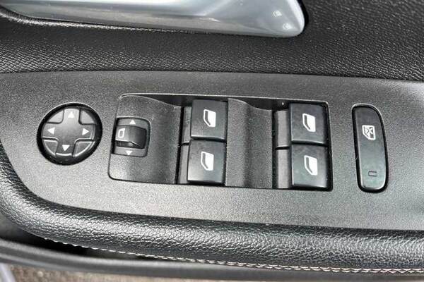 Used Vauxhall Mokka Electric 2024 for sale - 75759998: Photo 16
