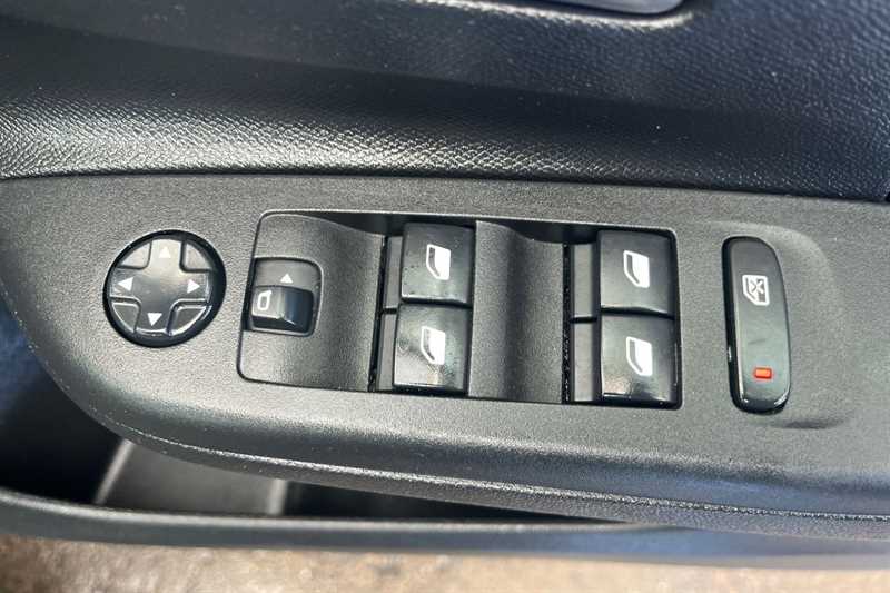 Used Vauxhall Corsa 2023 for sale - 77895051: Photo 16