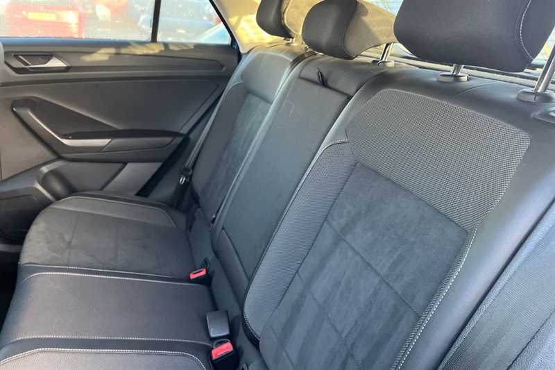 Used Volkswagen T-Roc 2022 for sale - 77757693: Photo 24