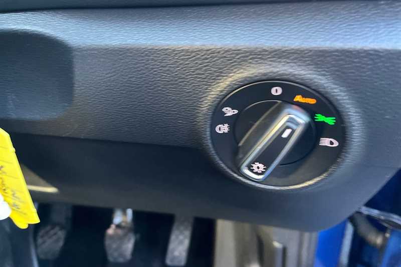 Used Volkswagen T-Roc 2022 for sale - 77757693: Photo 36