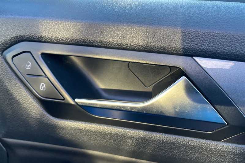 Used Volkswagen T-Roc 2022 for sale - 77757693: Photo 38