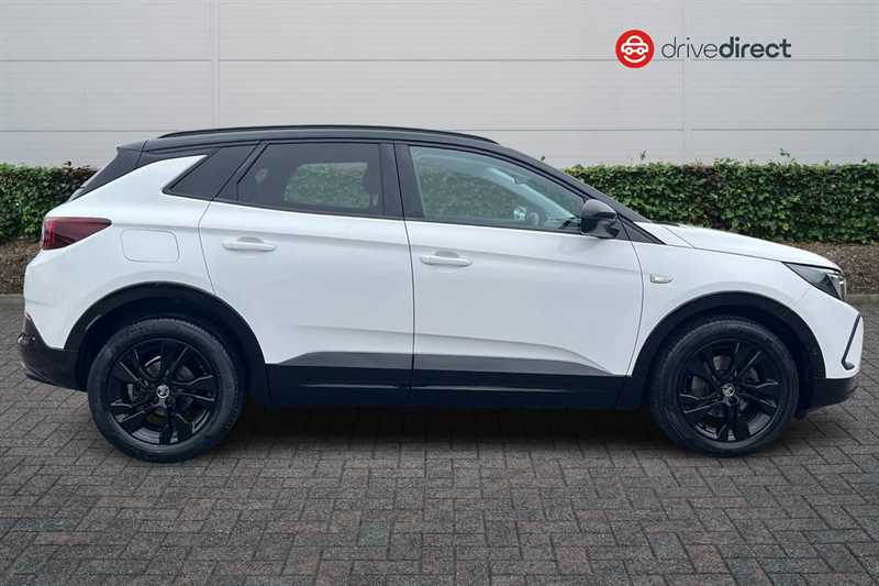 Used Vauxhall Grandland 2022 for sale - 78161079: Photo 2