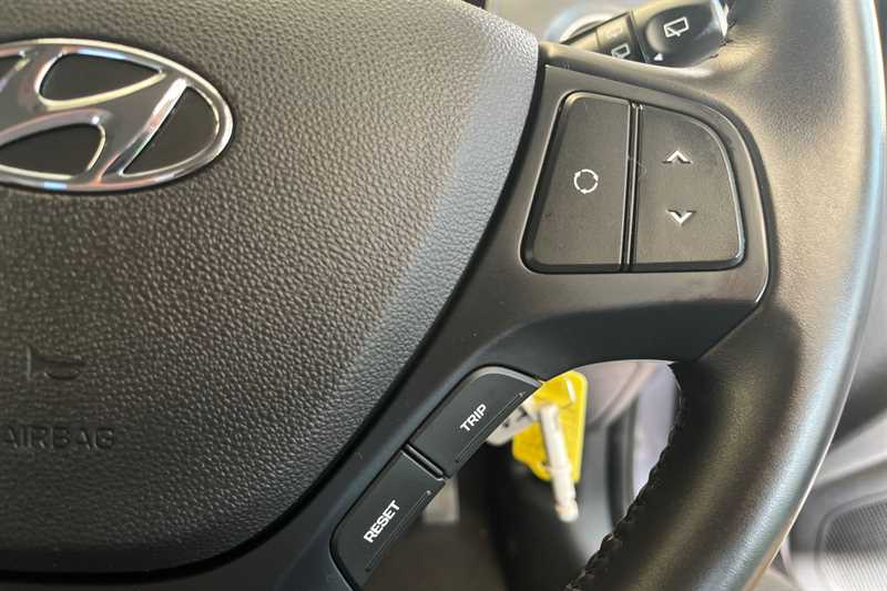 Used Hyundai i10 2019 for sale - 76489306: Photo 22