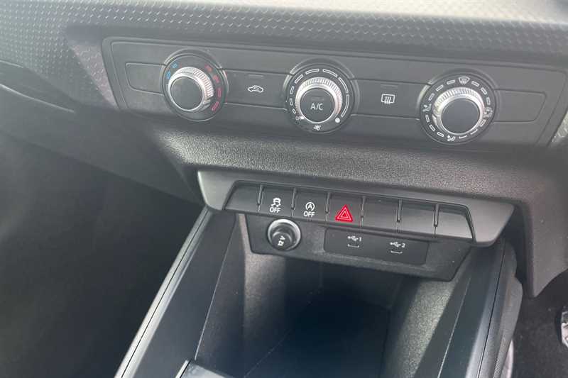 Used Audi A1 for sale - 77362672: Photo 15