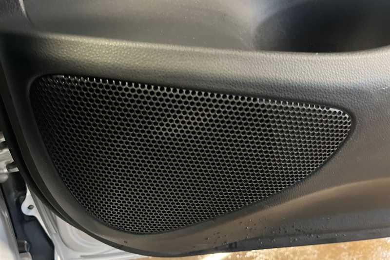 Used Toyota Yaris 2020 for sale - 77773806: Photo 27