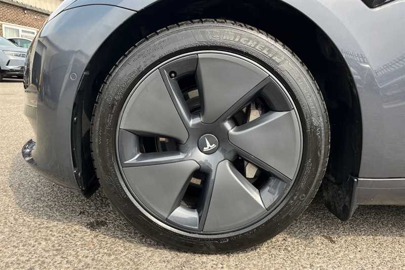 Used Tesla Model 3 2021 for sale - 76448872: Photo 9