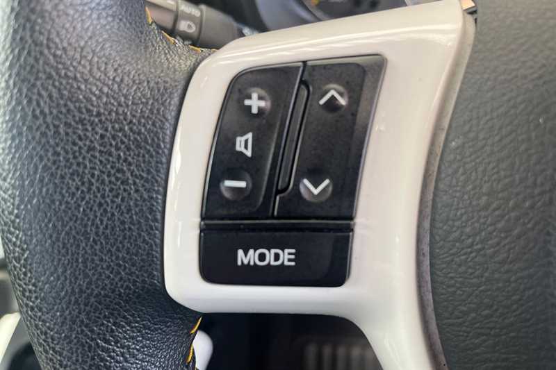 Used Toyota Yaris 2014 for sale - 78160611: Photo 21