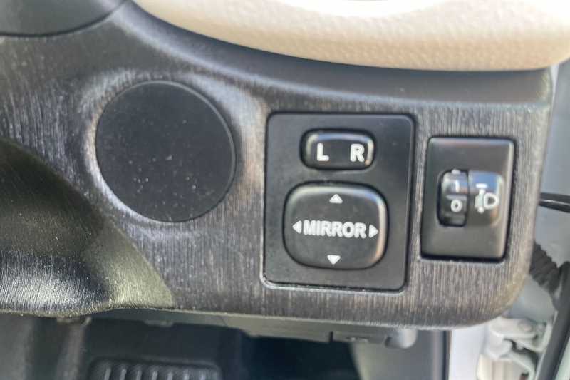 Used Toyota Yaris 2014 for sale - 78160611: Photo 36