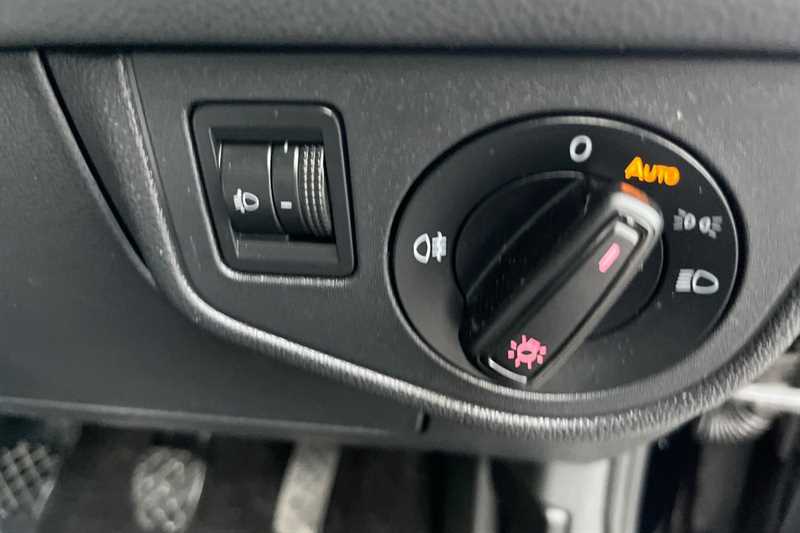 Used Volkswagen Polo 2019 for sale - 76929957: Photo 36