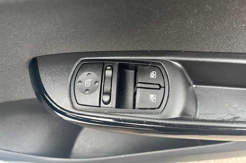 Used Vauxhall Corsa 2019 for sale - 77895387: Photo 16