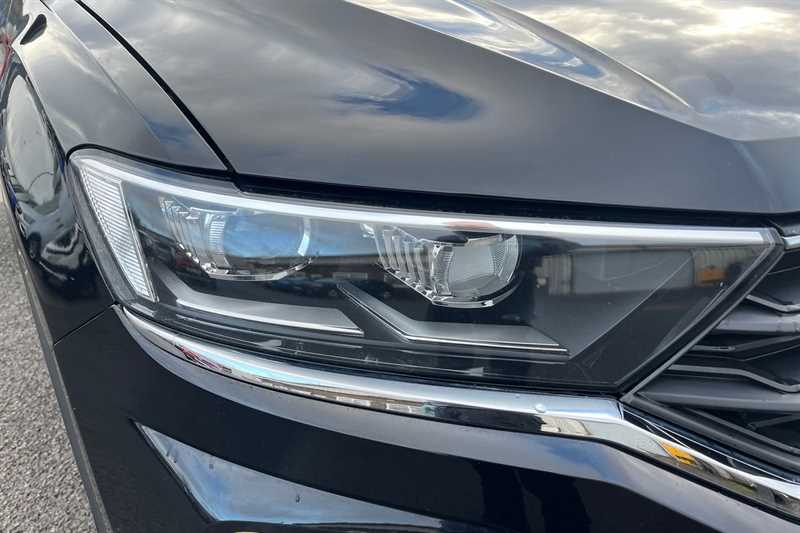 Used Volkswagen T-Roc 2018 for sale - 76929678: Photo 28