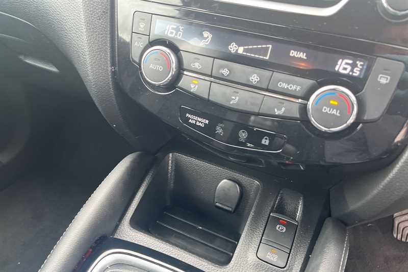 Used Nissan Qashqai 2018 for sale - 78221472: Photo 15