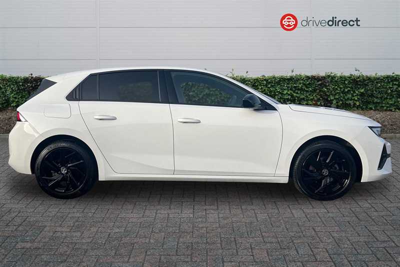 Used Vauxhall Astra 2023 for sale - 78075851: Photo 2