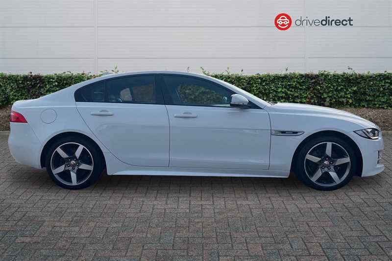 Used Jaguar XE 2018 for sale - 77741608: Photo 2