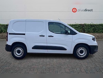 Used Vauxhall Combo Electric 2024 for sale - 79402758: Photo