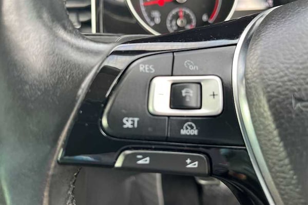 Used Volkswagen Golf SV 2017 for sale - 76044670: Photo 21