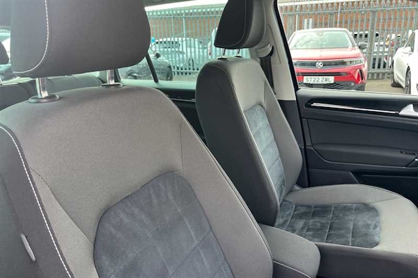 Used Volkswagen Golf SV 2017 for sale - 76044670: Photo 23