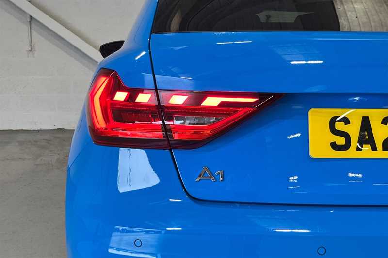 Used Audi A1 for sale - 76463468: Photo 31