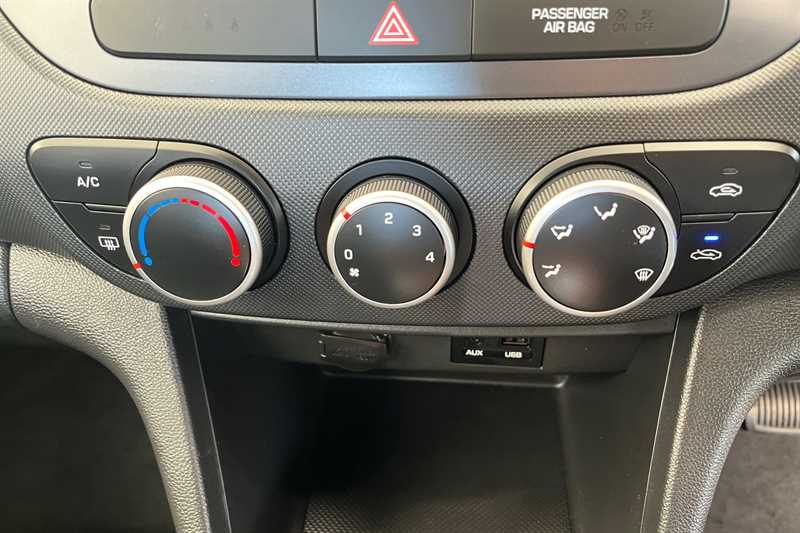 Used Hyundai i10 2019 for sale - 76448347: Photo 15