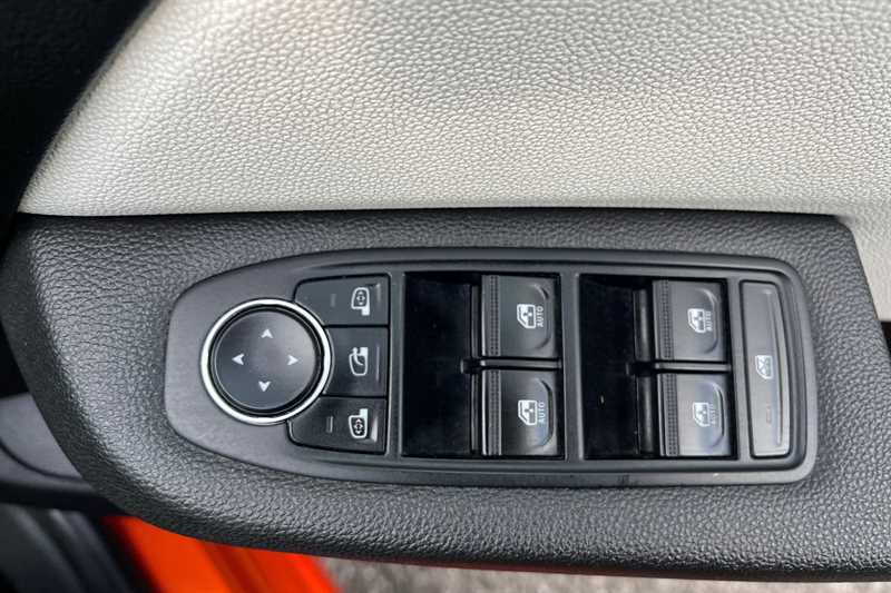 Used Renault Clio 2022 for sale - 76524251: Photo 16