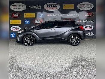 Used Toyota C-HR 2020 for sale - 79067517: Photo