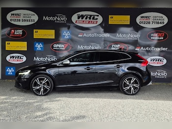 Used Volvo V40 2019 for sale - 79067530: Photo