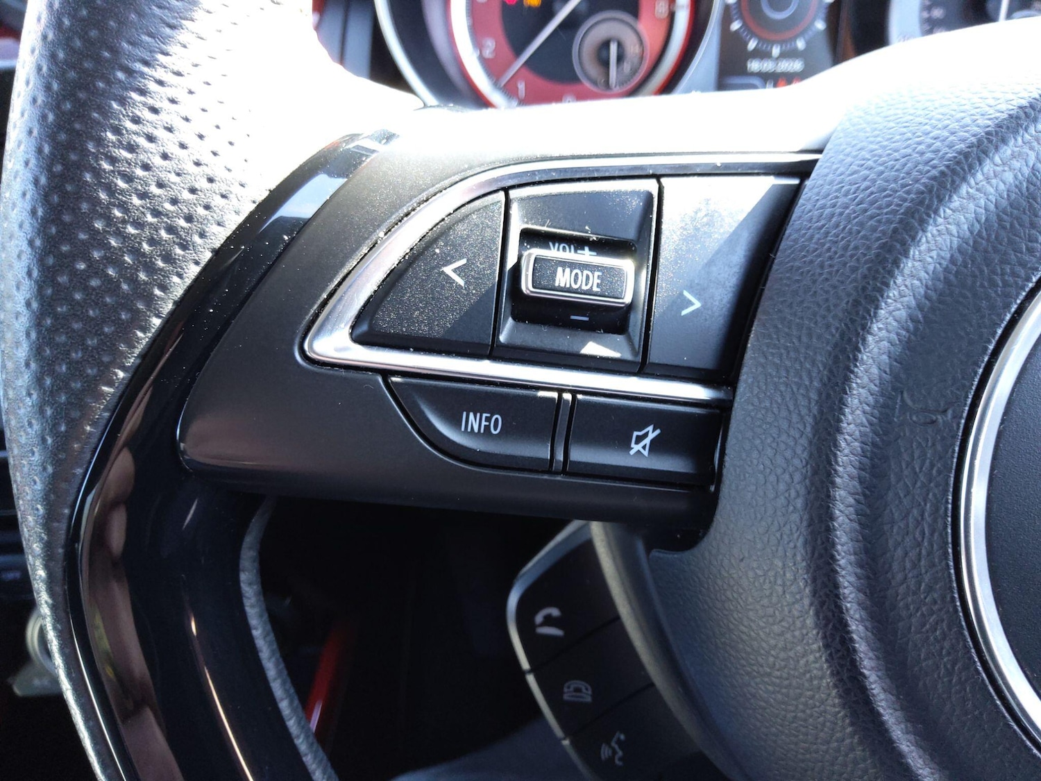 Used Suzuki Swift for sale - 77958444: Photo 15