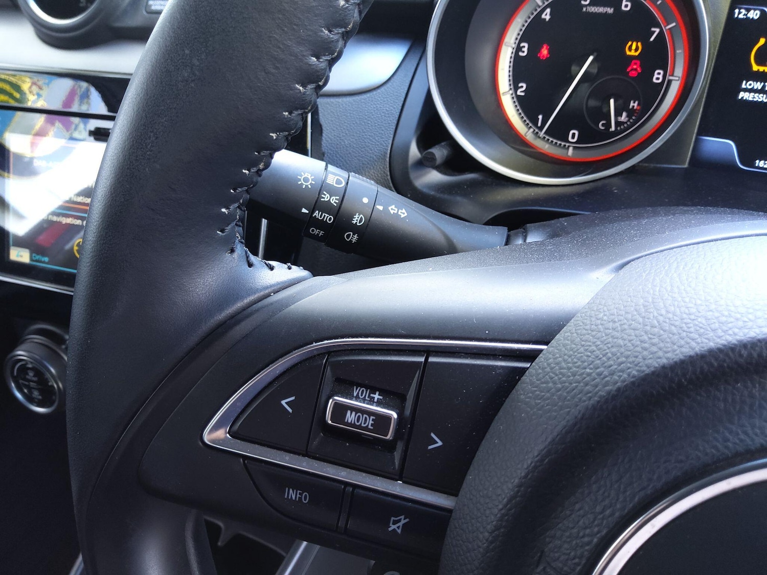 Used Suzuki Swift 2022 for sale - 77190375: Photo 39