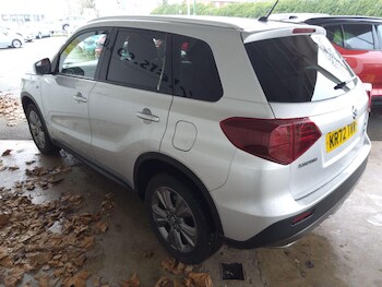 Used Suzuki Vitara 2022 for sale - 77268055: Photo