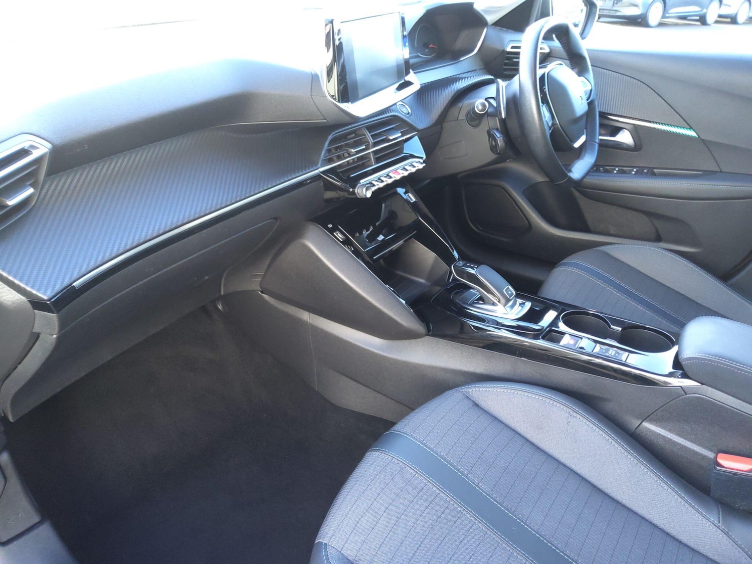 Used Peugeot 208 2020 for sale - 77191239: Photo 13